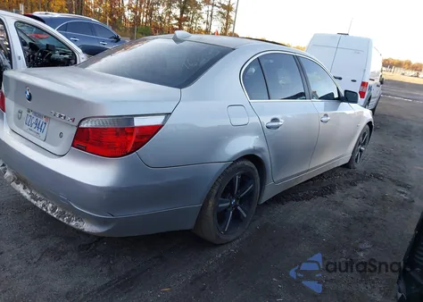 2006 BMW 530Xi из США, поврежденный, VIN WBANF73596CG68679